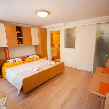 Dario Apartment By The Sea Novigrad  Exterior photo