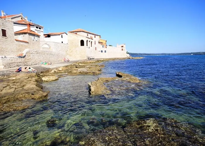 Dario Apartment By The Sea